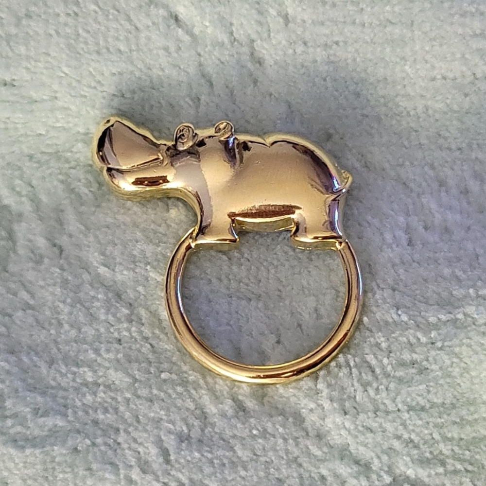 Vintage Hippo Brooch/Eyewear Holder and /or Scarf Clip~ Goldtone